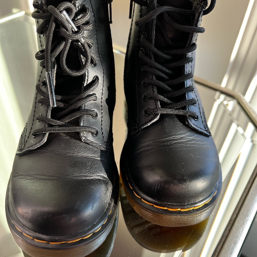 Original Dr. Martins Toddler size 9. Stylish!
